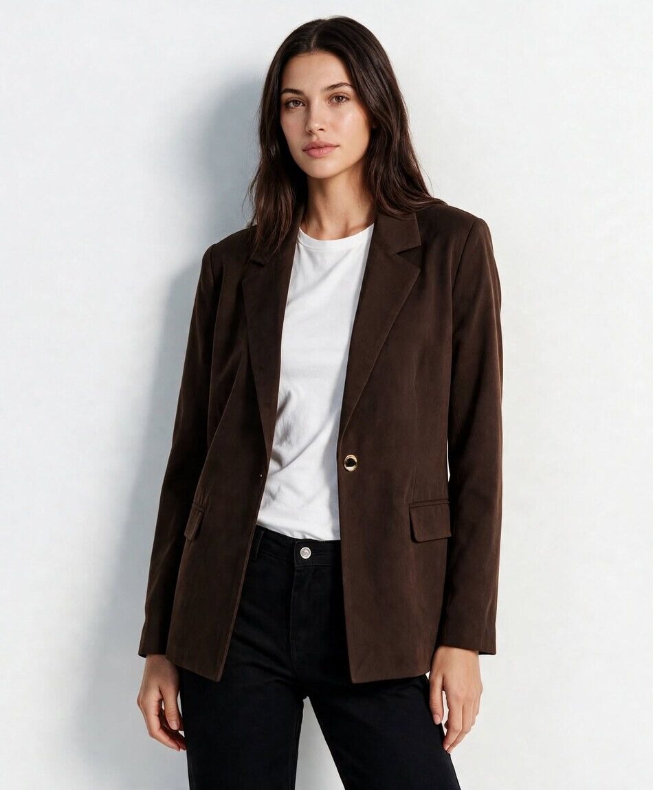 Blazer mujer bot&oacute;n dorado
