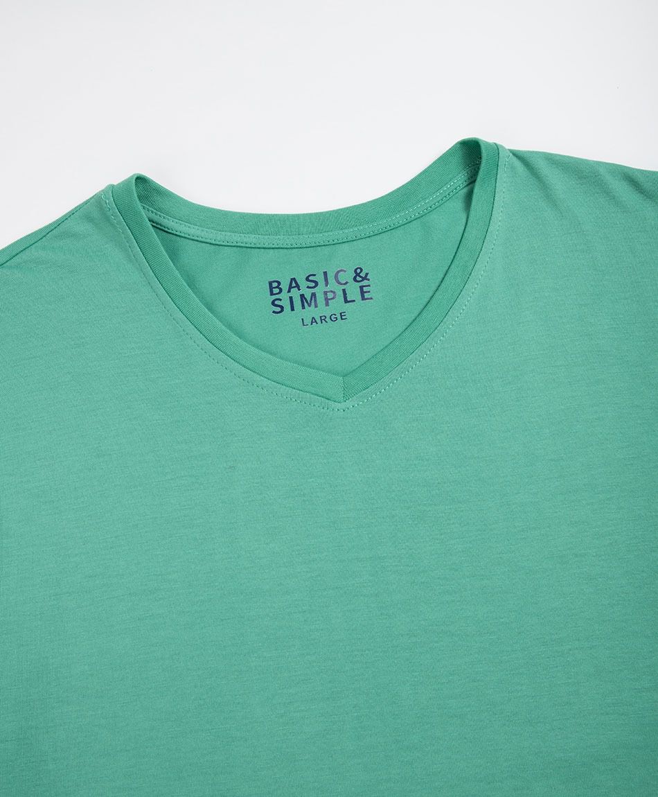 Remera hombre cuello en v lisa