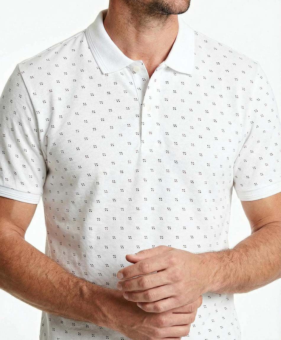 Remera hombre cuello polo puntitos