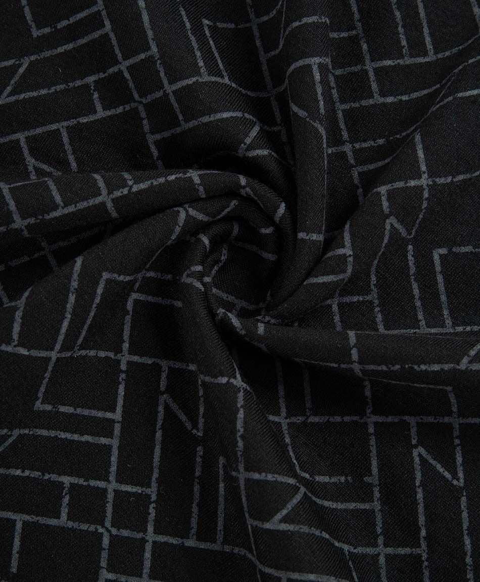 Remera hombre cuello polo negro noche
