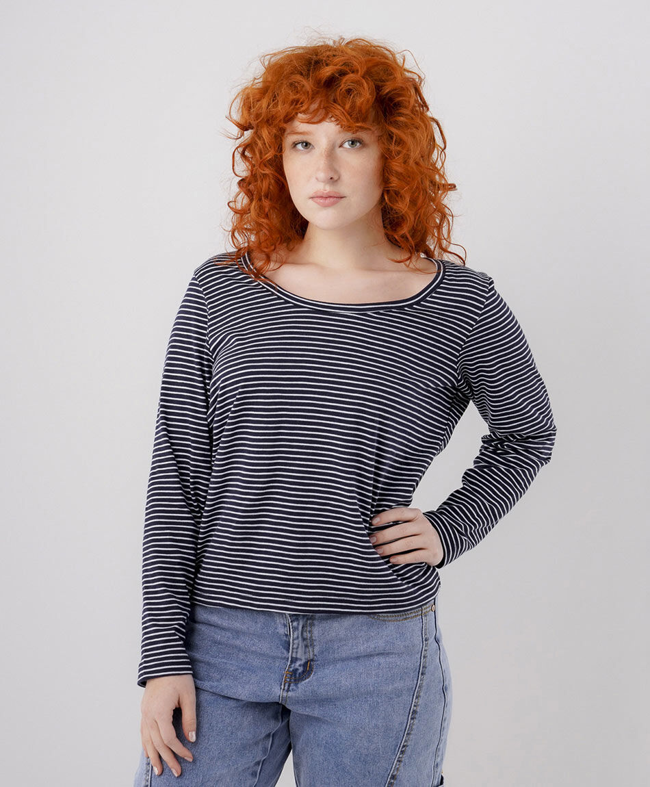Remera mujer l&iacute;neas cuello ancho
