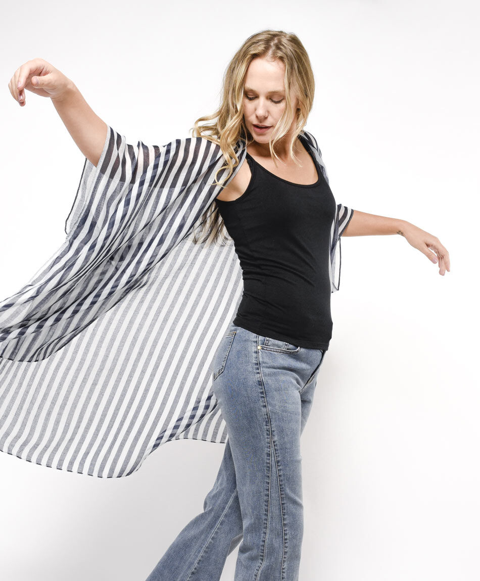 Pareo mujer l&iacute;neas