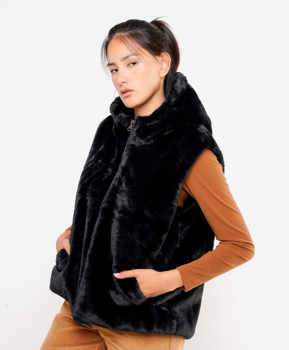 Campera mujer sin mangas piel