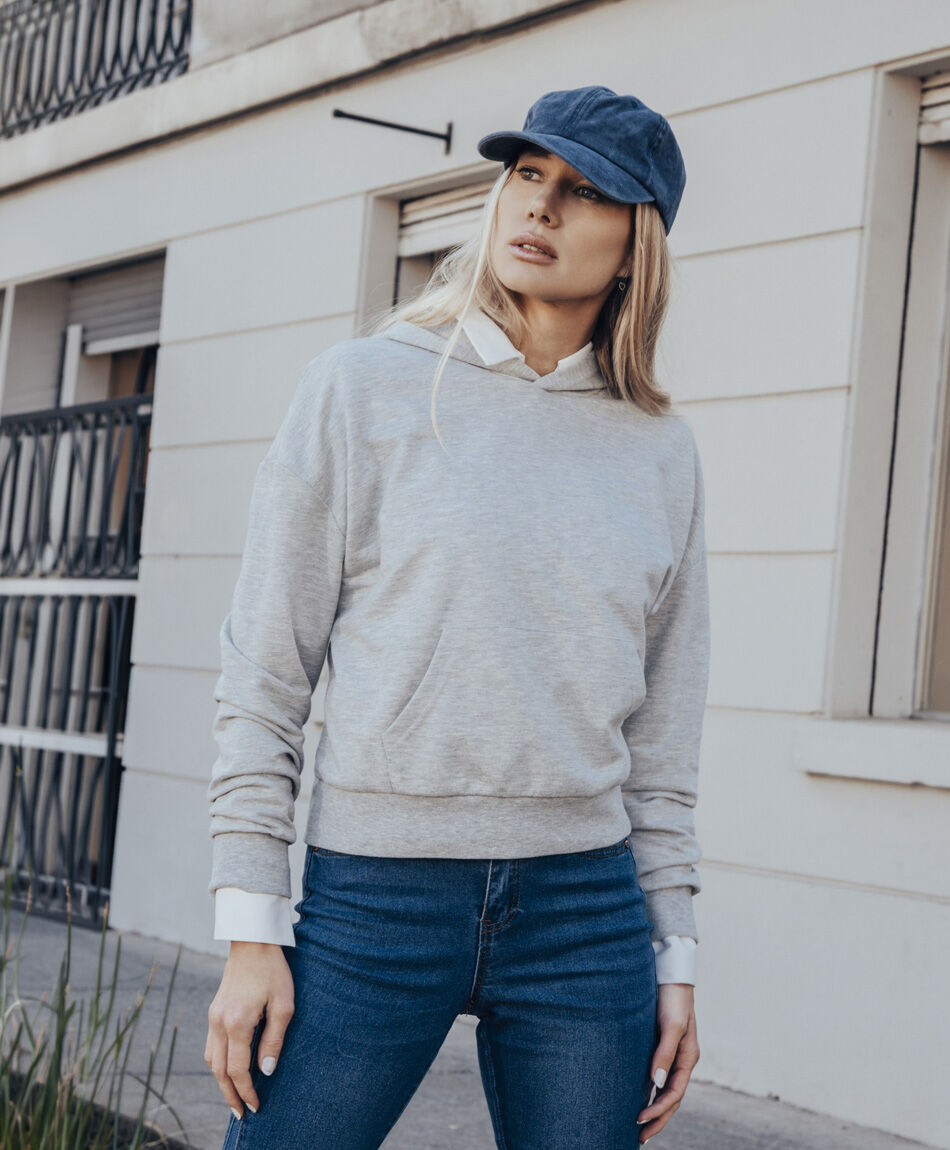 Buzo mujer b&aacute;sico gris