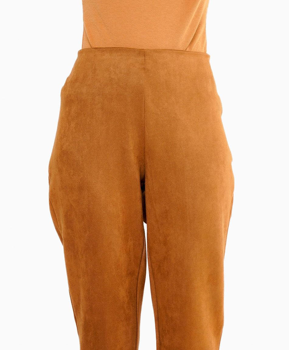 Pantal&oacute;n mujer suede