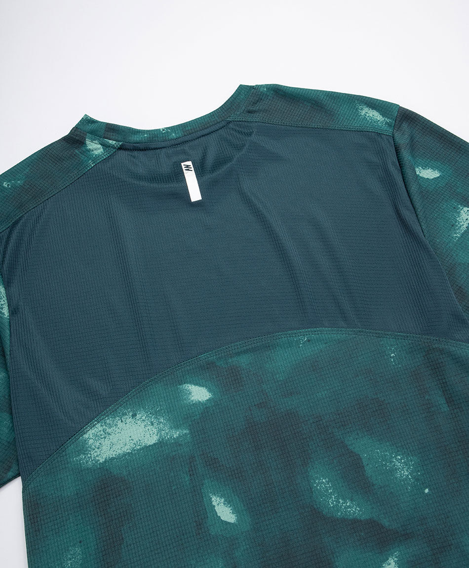 Remera deportiva hombre contrase green