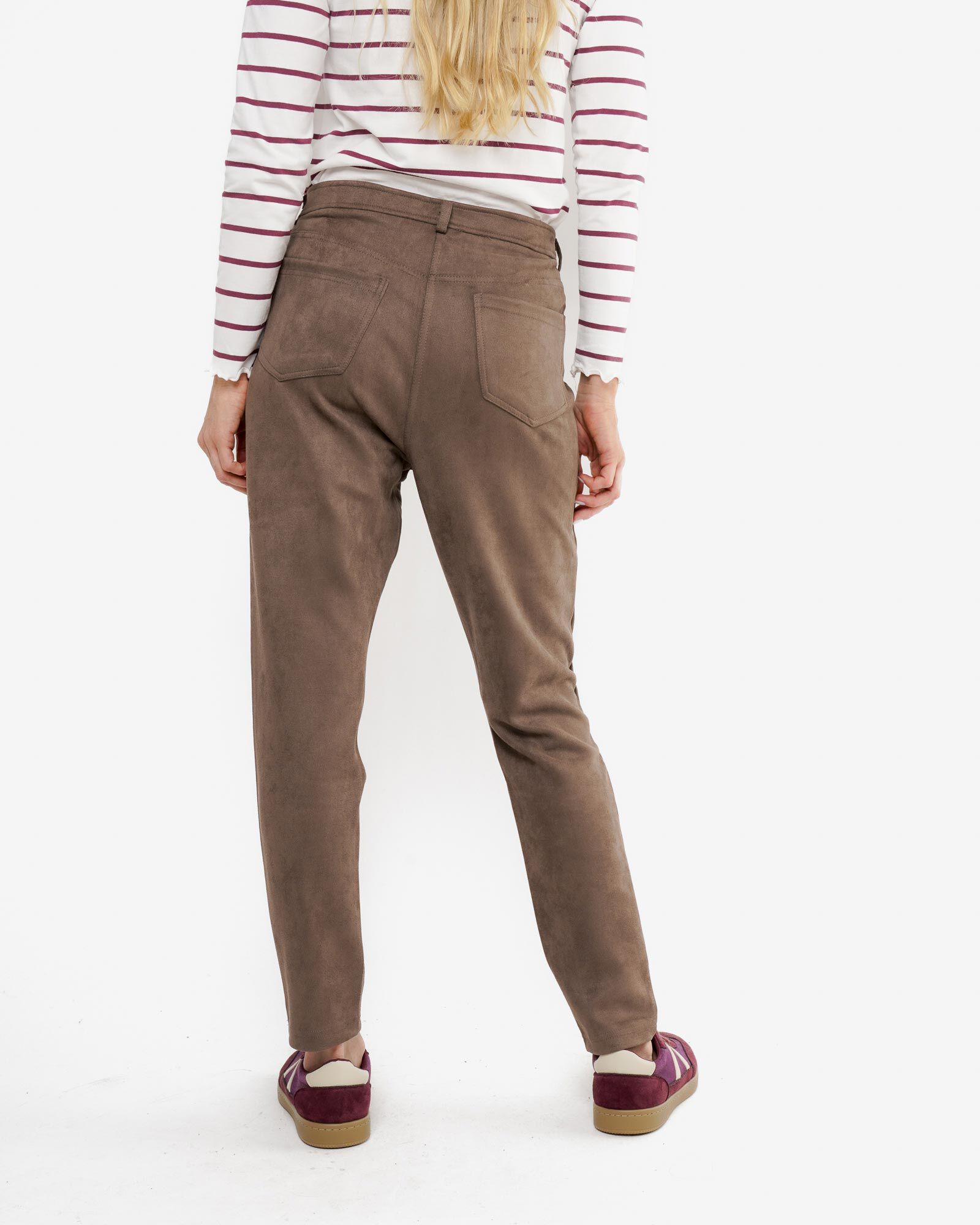 Pantal&oacute;n mujer suede caf&eacute;
