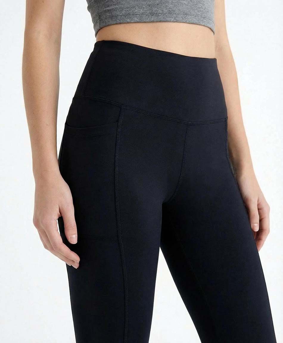 Calza deportiva mujer negra tiro alto