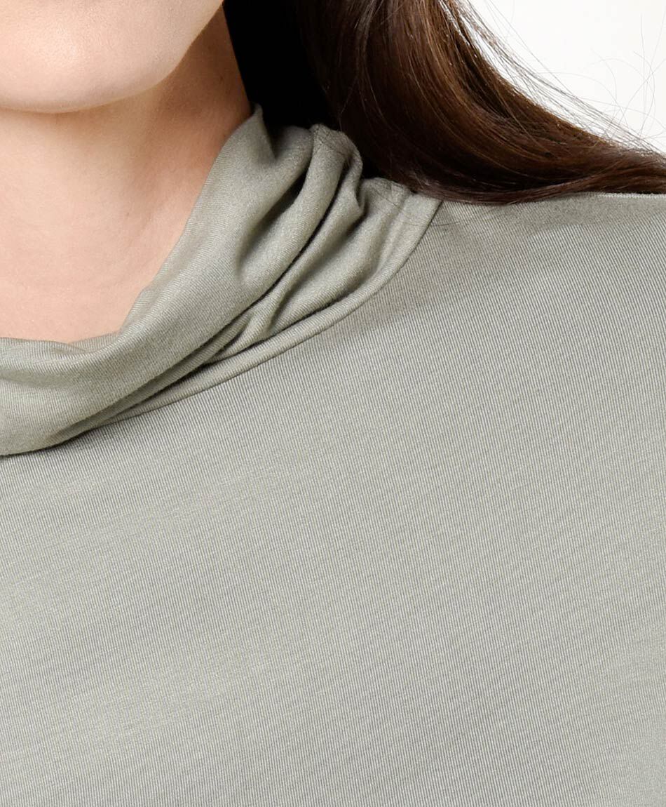 Remera mujer cuello tortuga