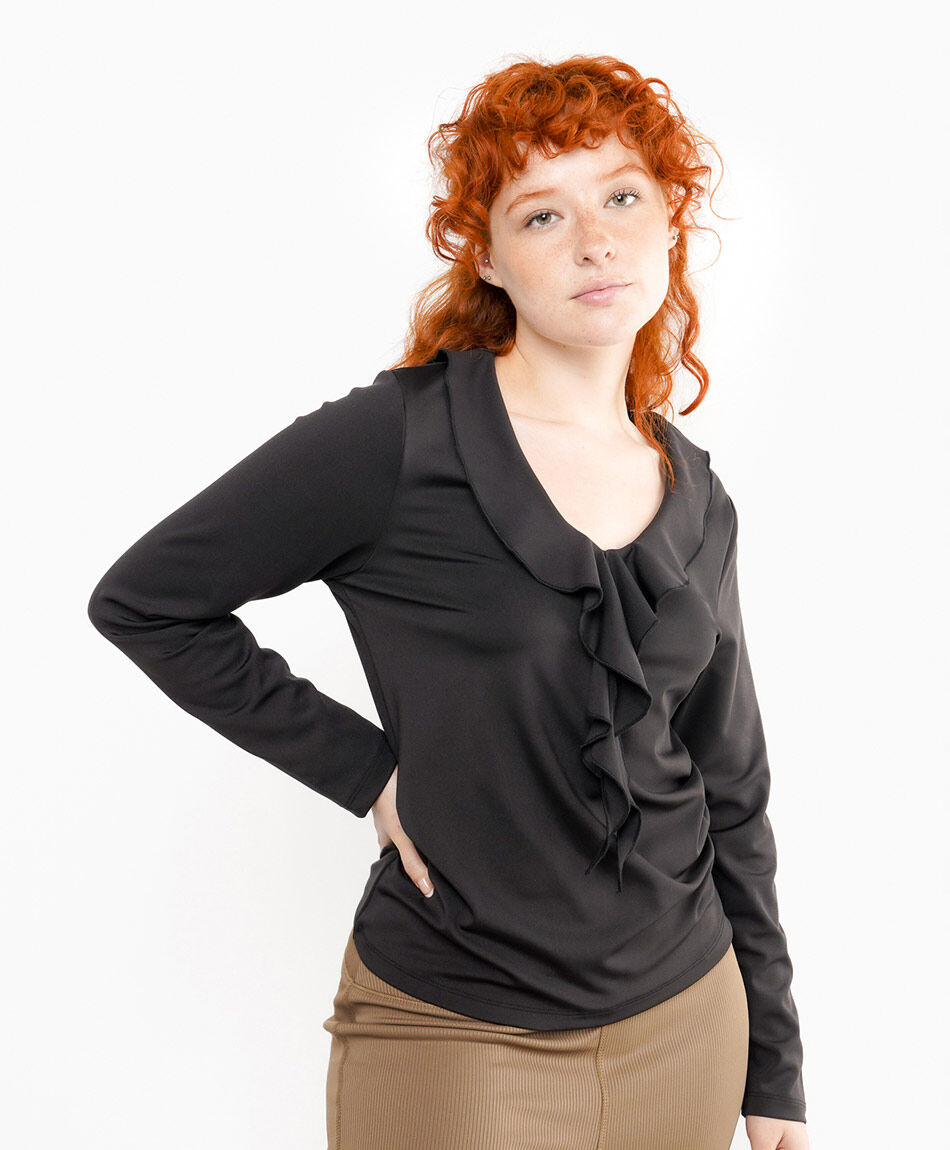 Remera mujer cuello vuelos