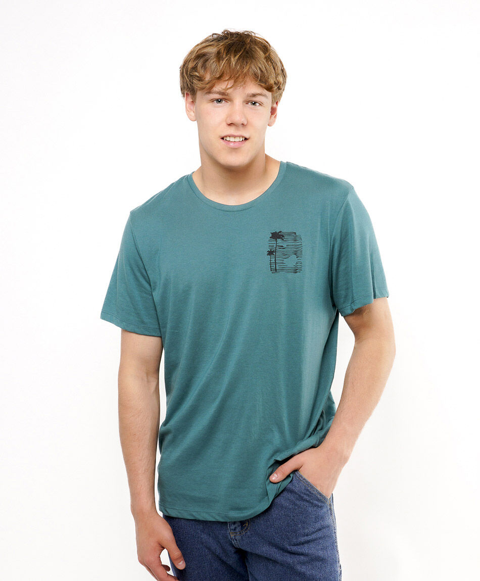 Remera hombre doble estampado palmeras