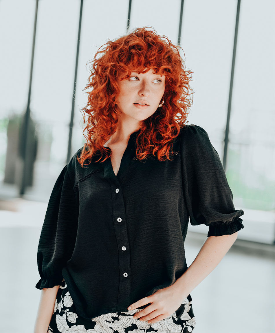 Camisa mujer cuello vuelitos