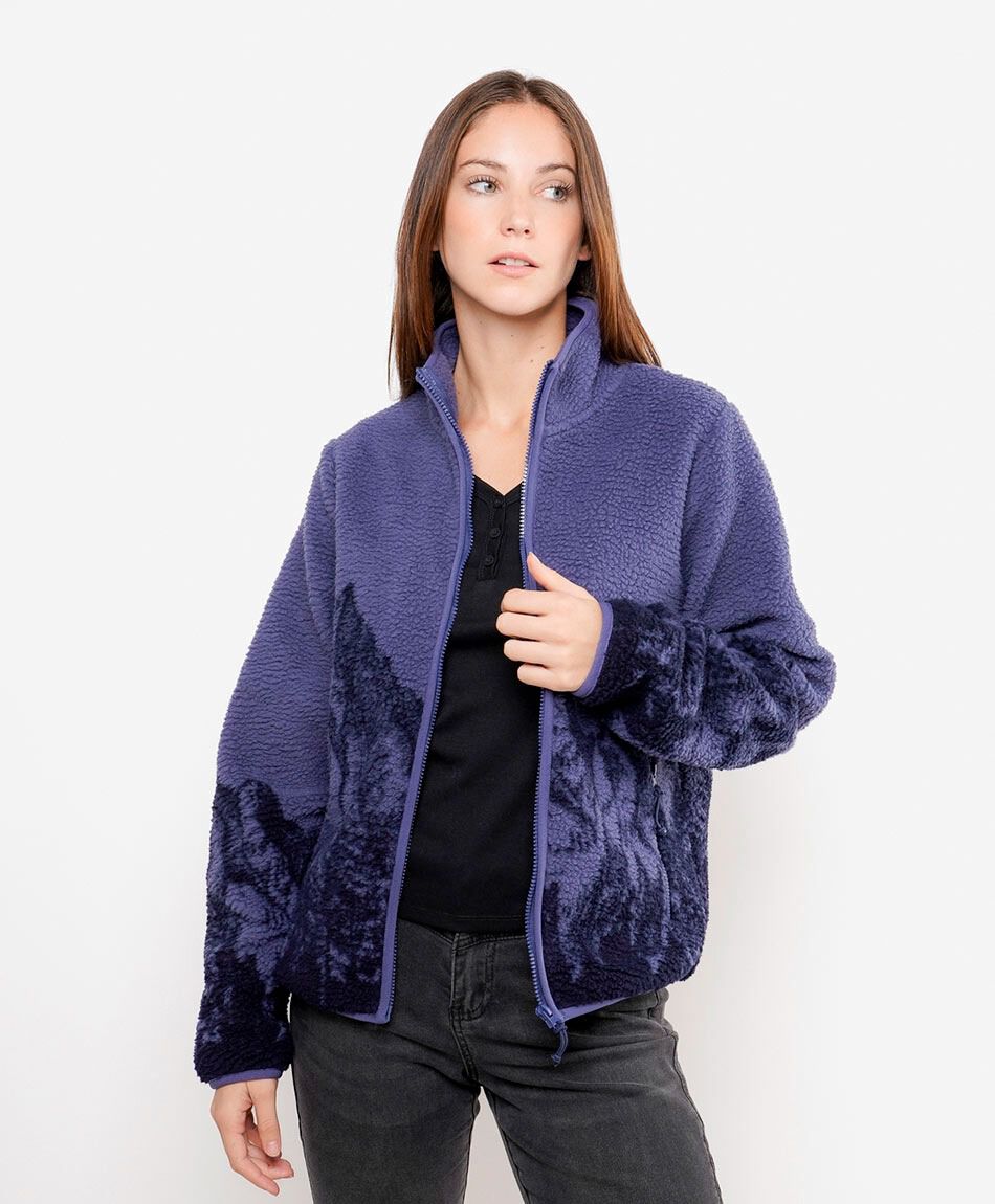 Polar mujer monta&ntilde;as