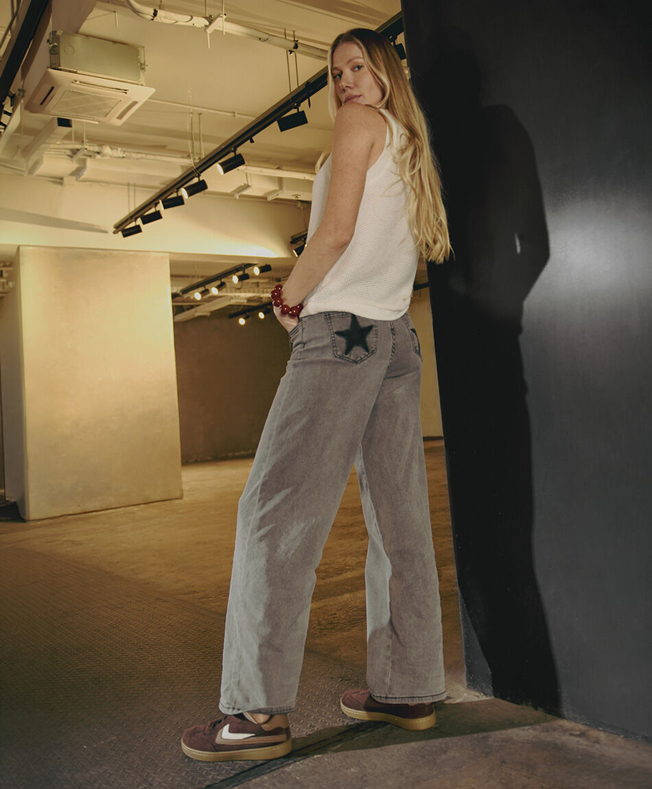 Jeans mujer wide leg estrella negra