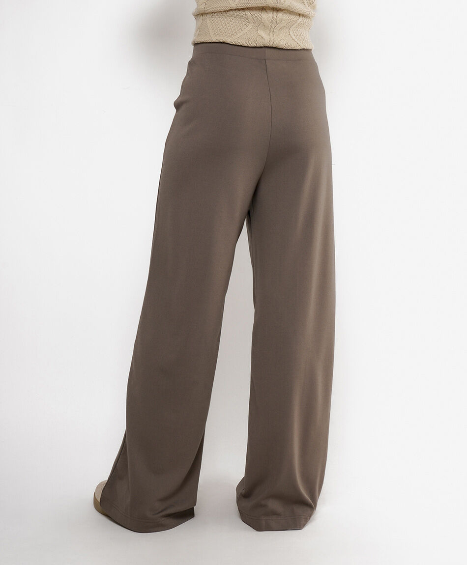 Pantal&oacute;n mujer l&iacute;nea bolsillos