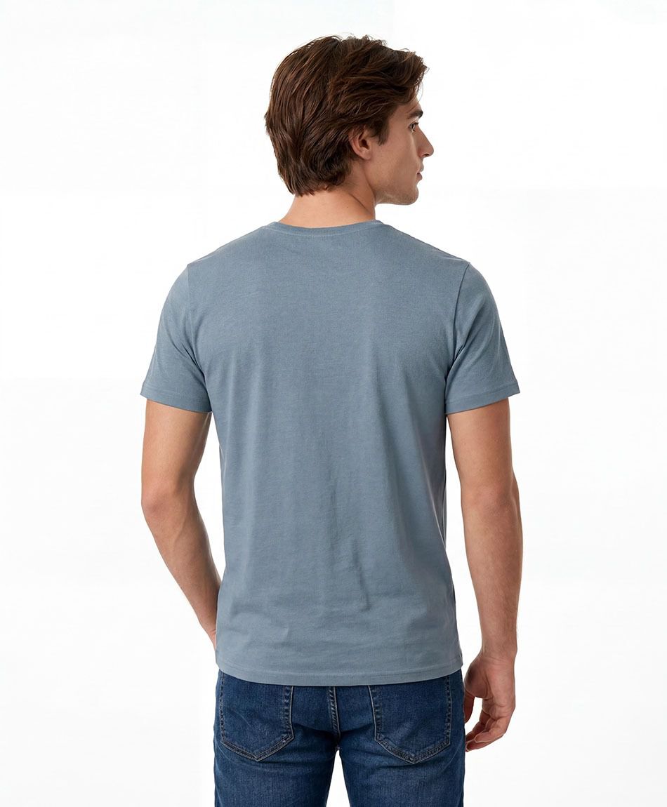 Remera hombre cuello en v lisa