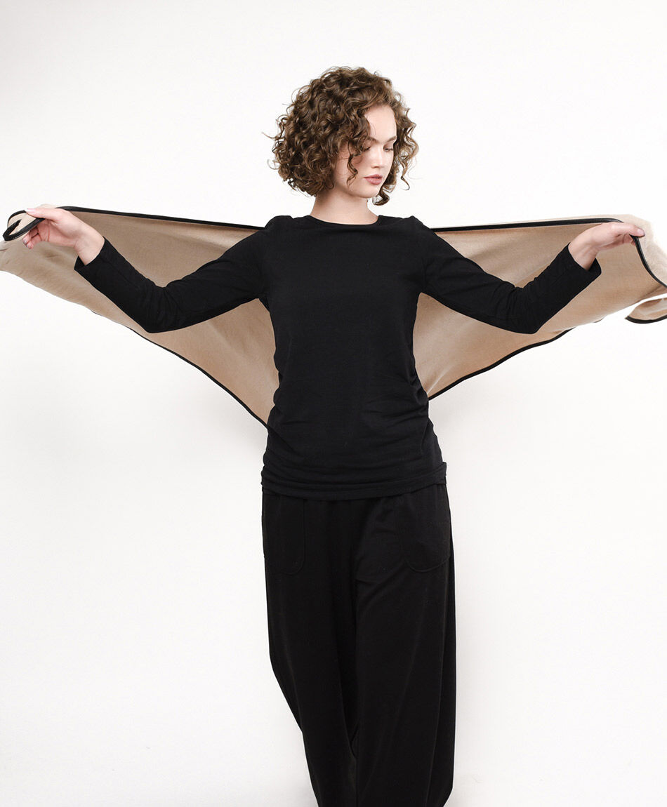 Poncho mujer beige