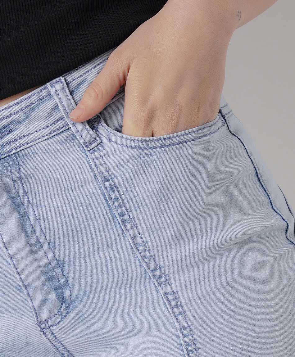 Jeans mujer flare costuras estrella