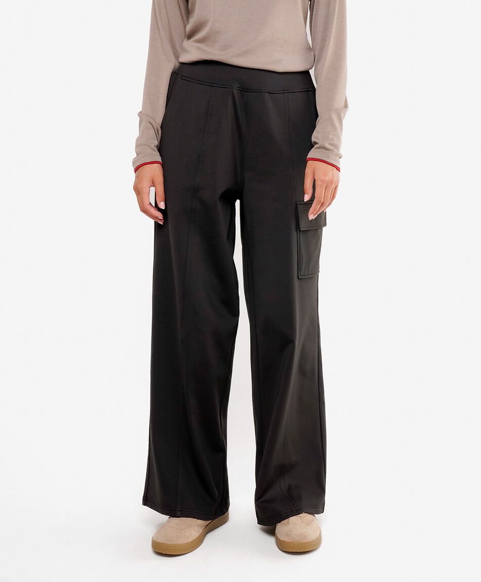Pantal&oacute;n mujer wide leg dise&ntilde;o cargo black