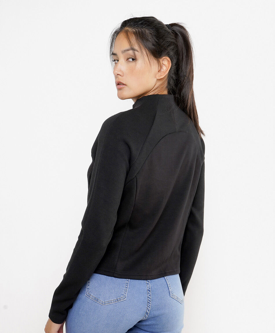 Poler&oacute;n mujer entallado