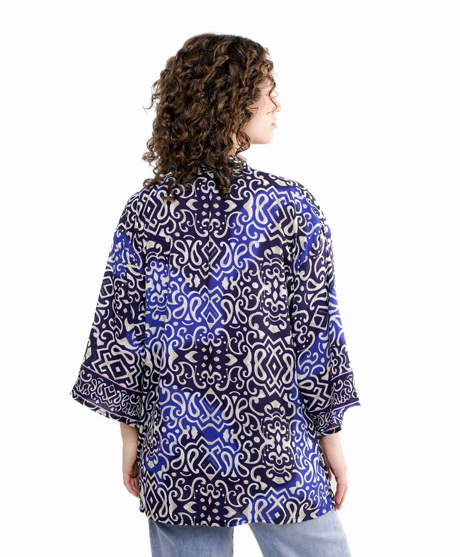 Kimono mujer flores tribales