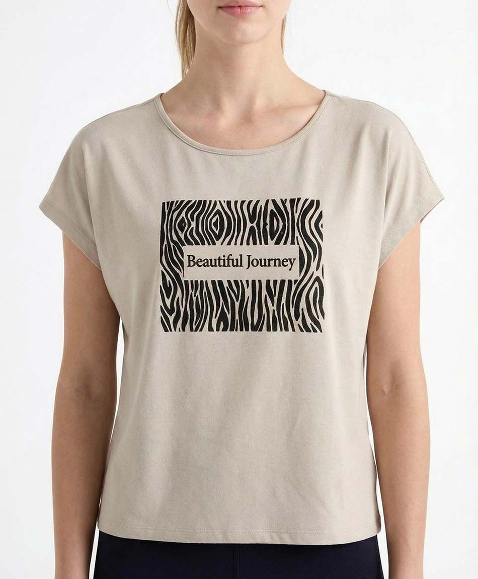 Remera deportiva mujer manga casquillo beige