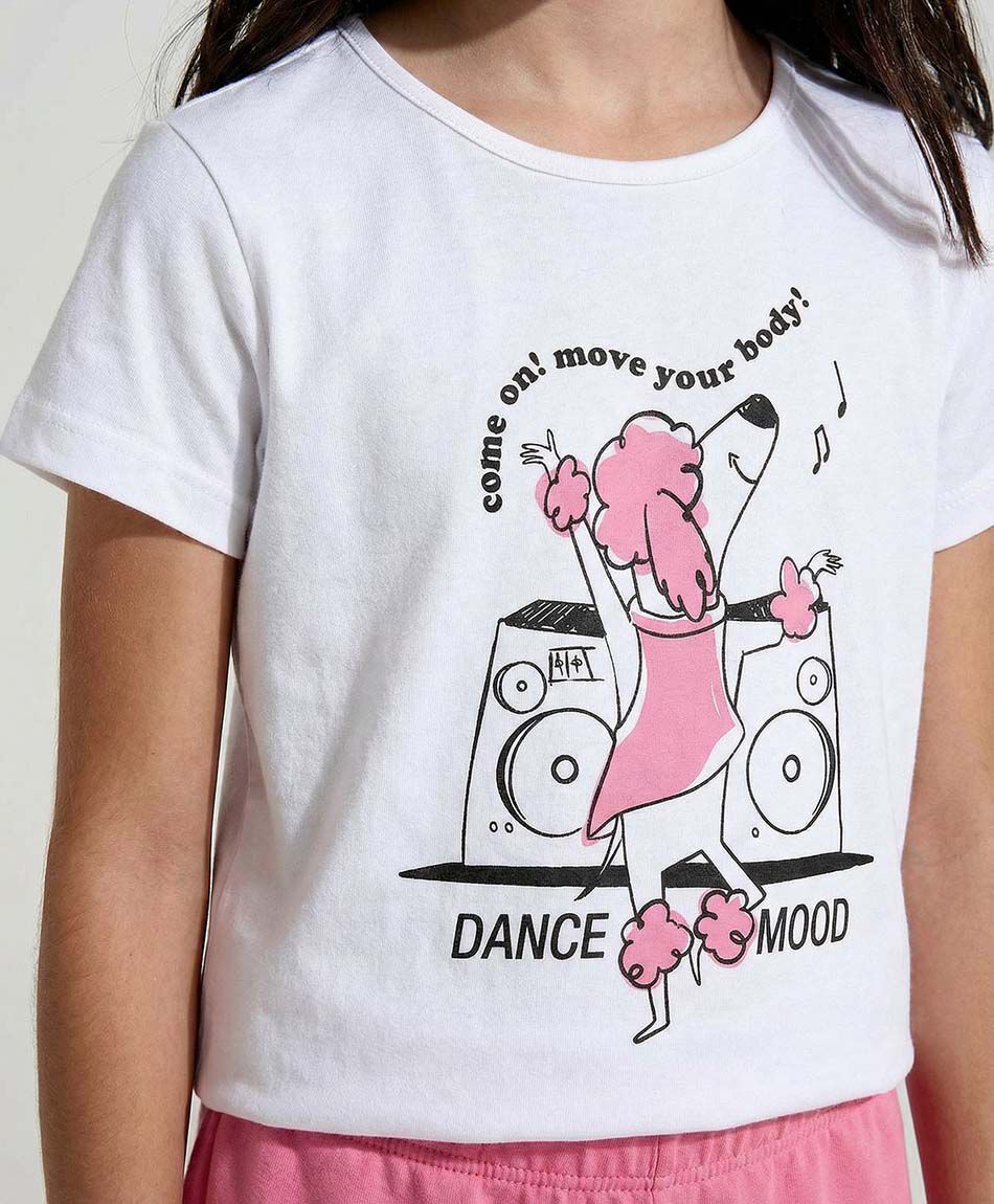 Remera ni&ntilde;a perrito bailando