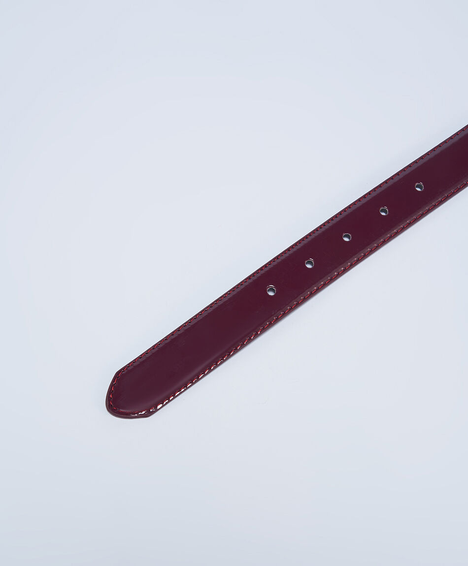 Cintur&oacute;n mujer burdeo hebilla dorada