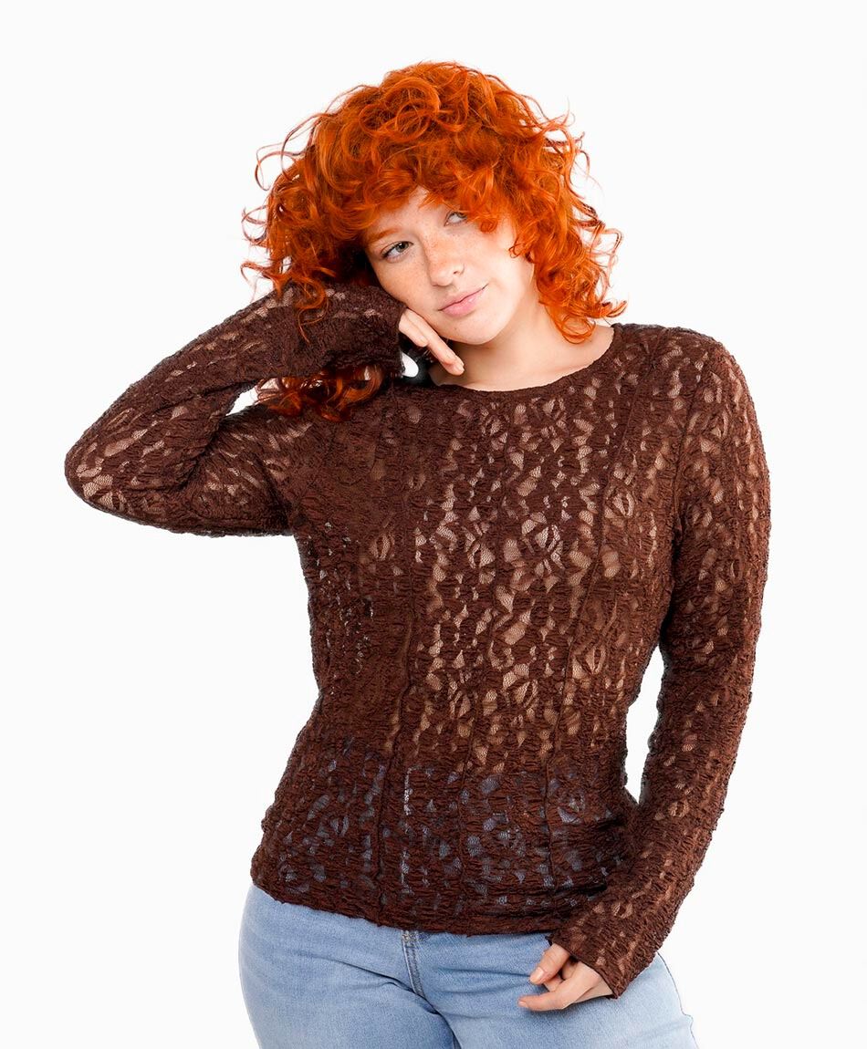 Remera mujer dise&ntilde;o de cortes