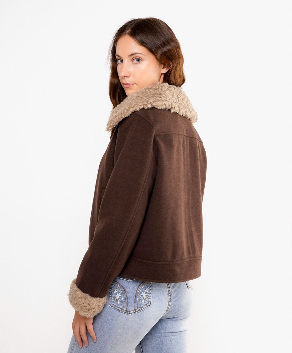 Campera mujer dise&ntilde;o piel brown