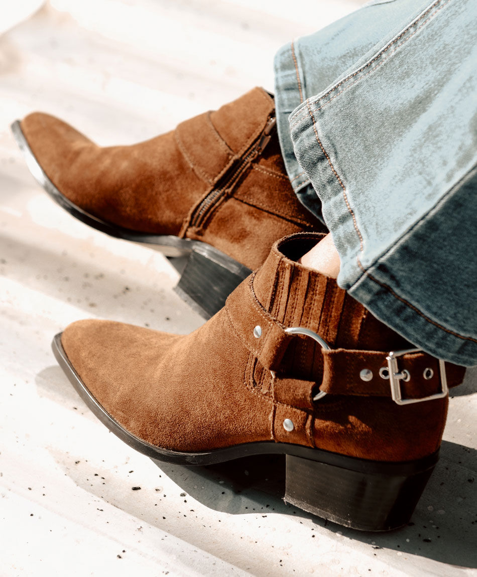 Bot&iacute;n mujer vaqueras brown