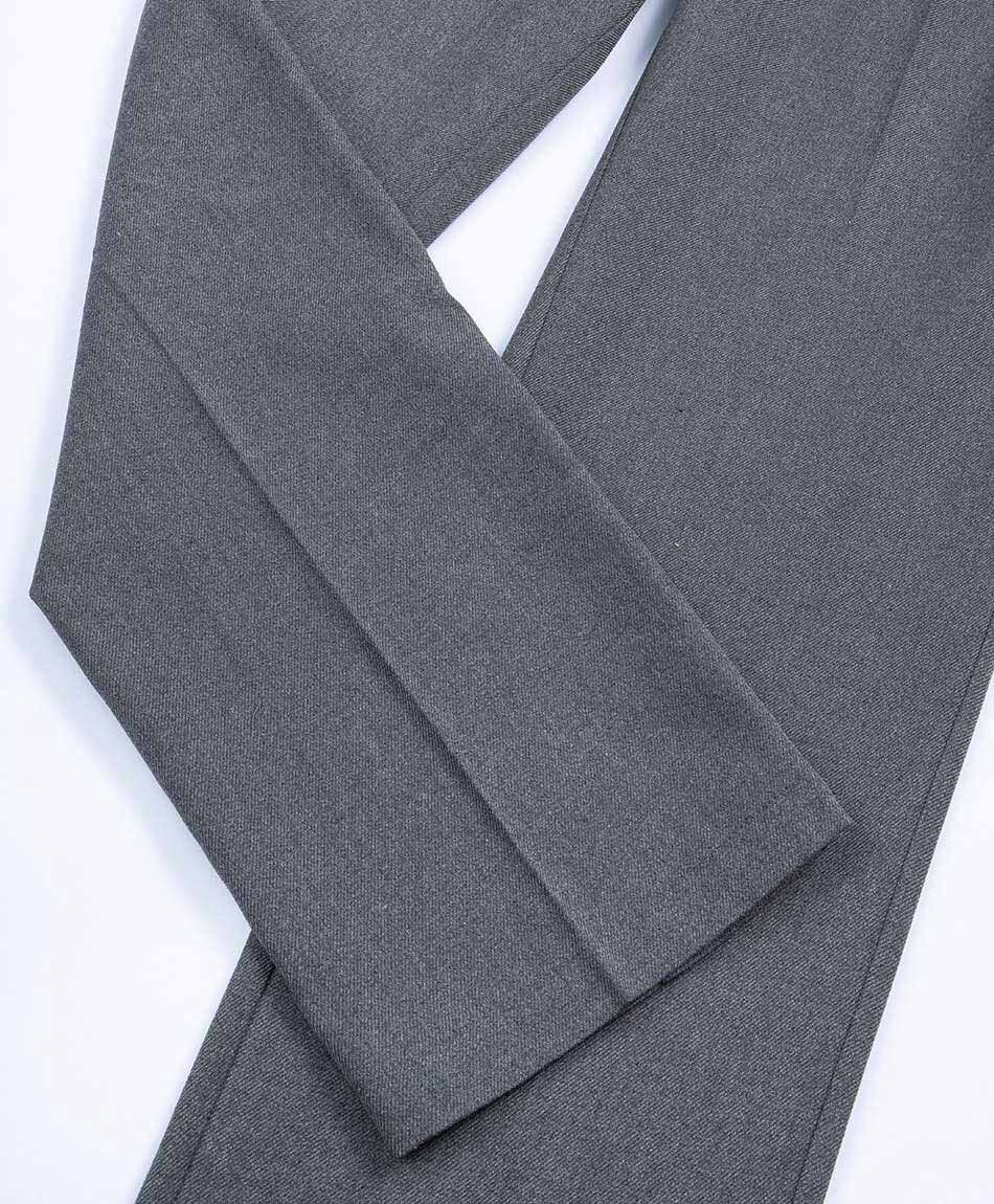 Pantal&oacute;n escolar gris con parche rodillas