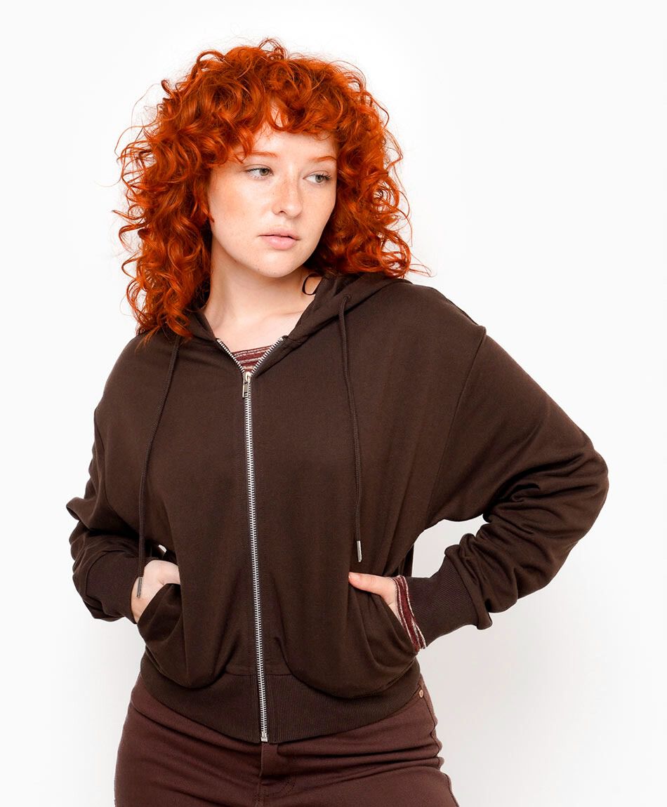 Buzo mujer caf&eacute;