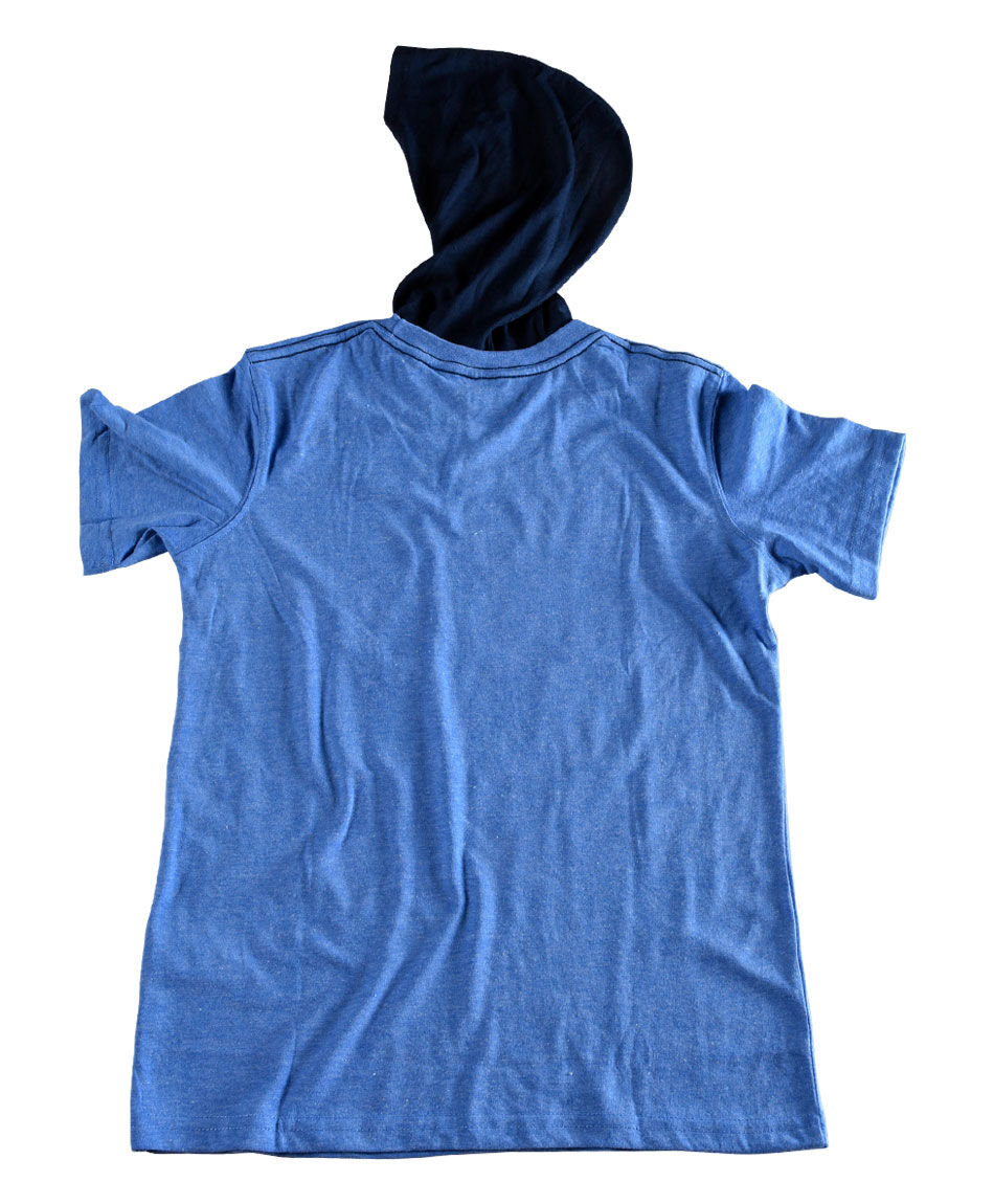 Polera con gorro