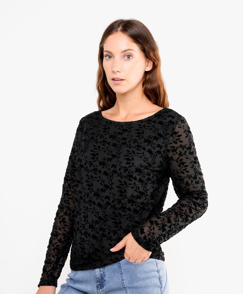 Remera mujer encajes florales