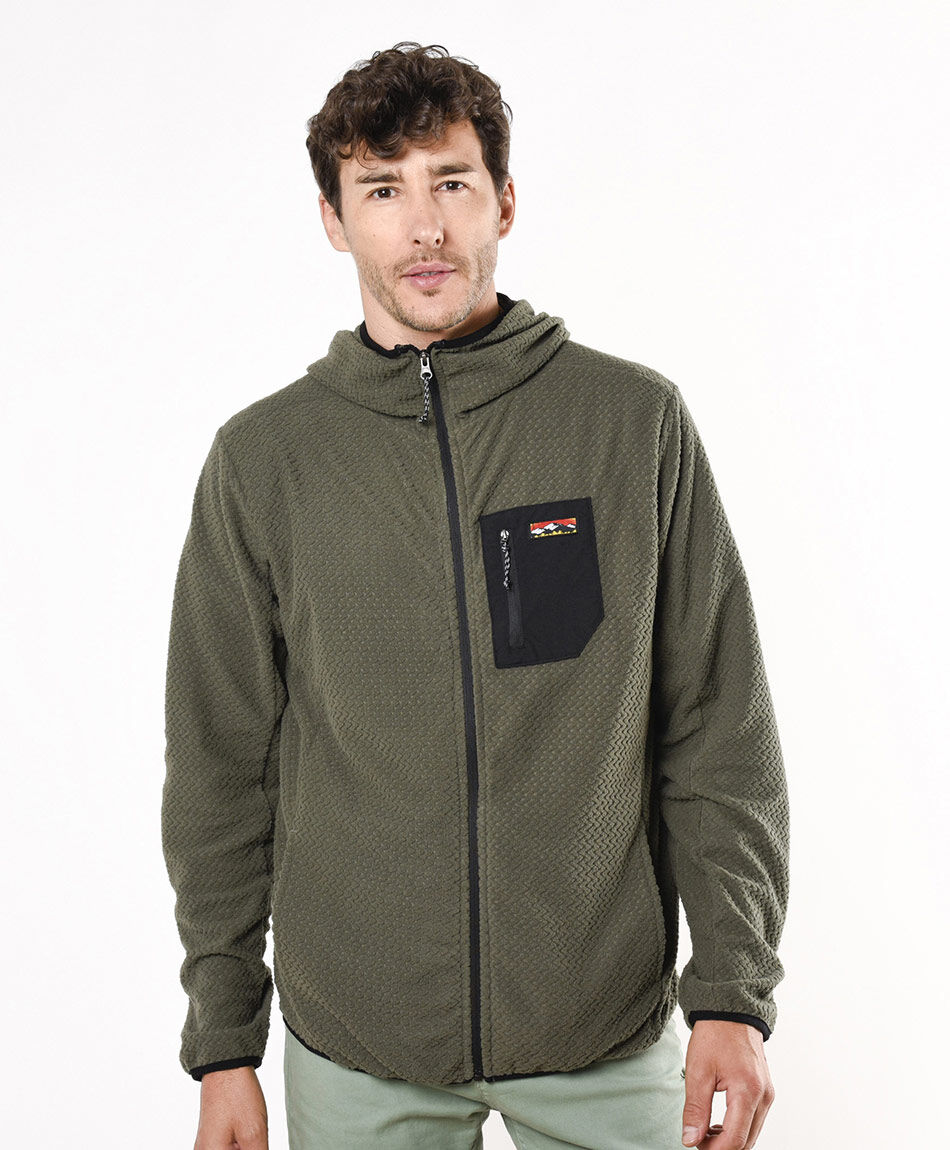 Buzo hombre outdoor textura