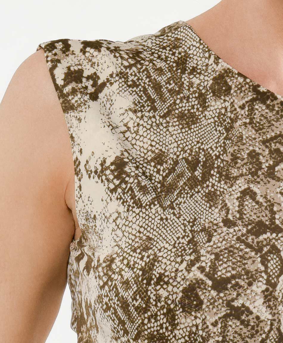 Remera mujer espalda descubierta