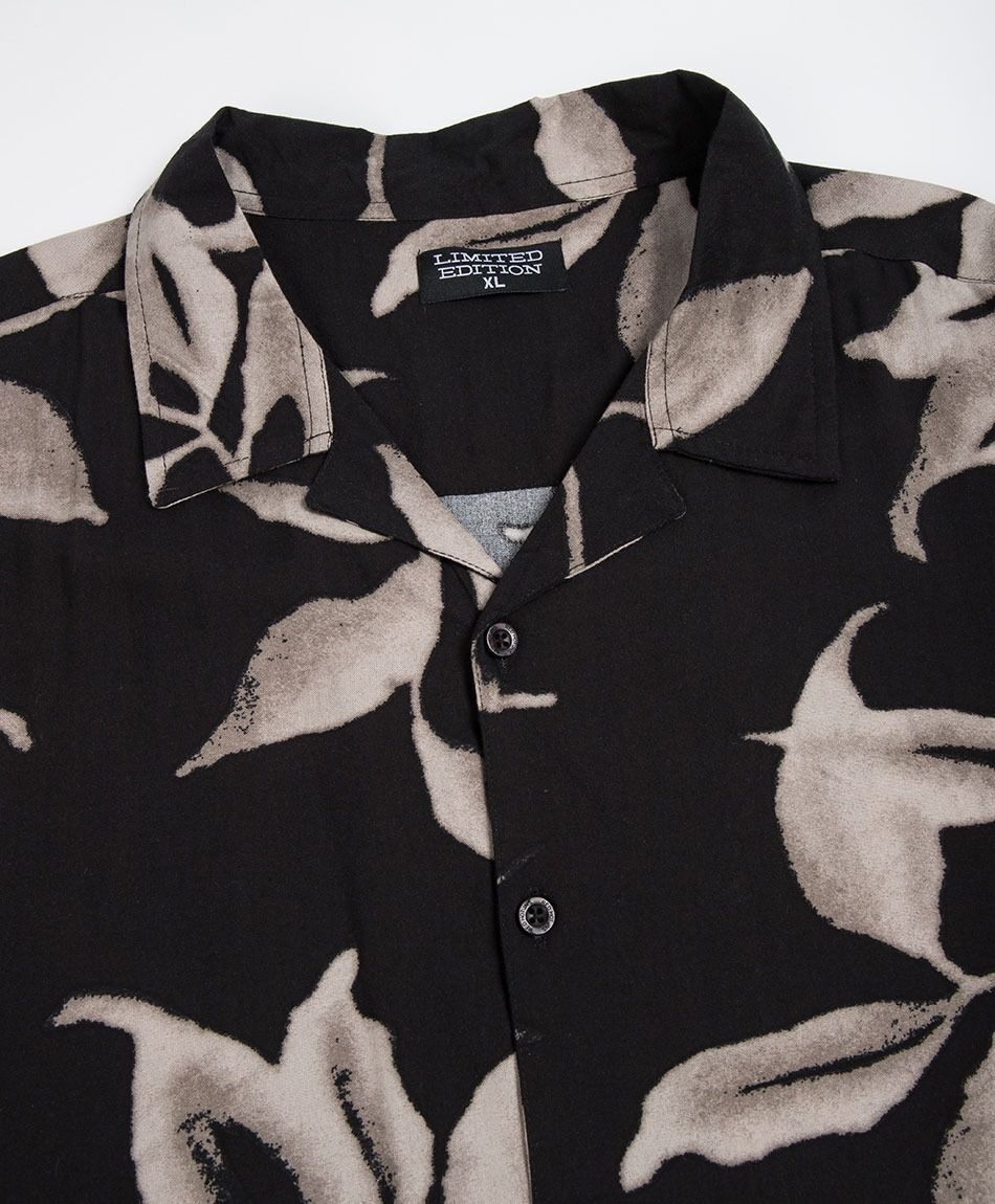 Camisa hombre hojas viscosa