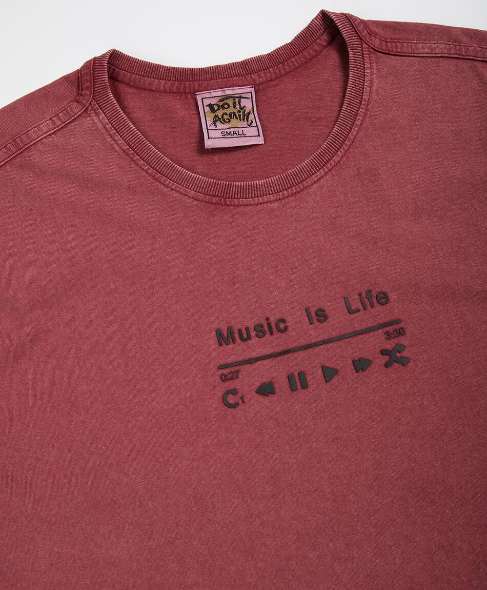 Remera hombre music is life