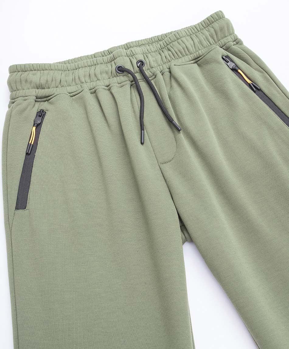 Pantal&oacute;n deportivo hombre verde