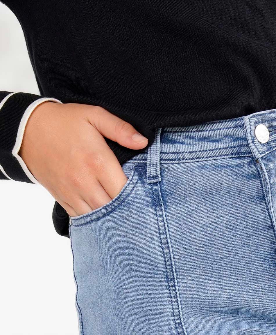 Jeans mujer flare costura frontal