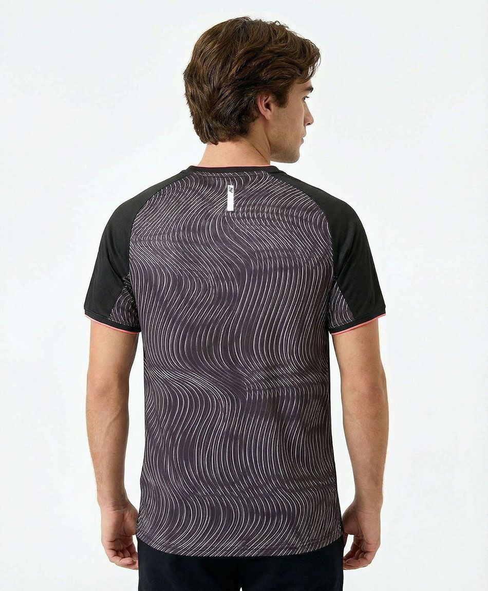 Remera deportiva hombre print ondas