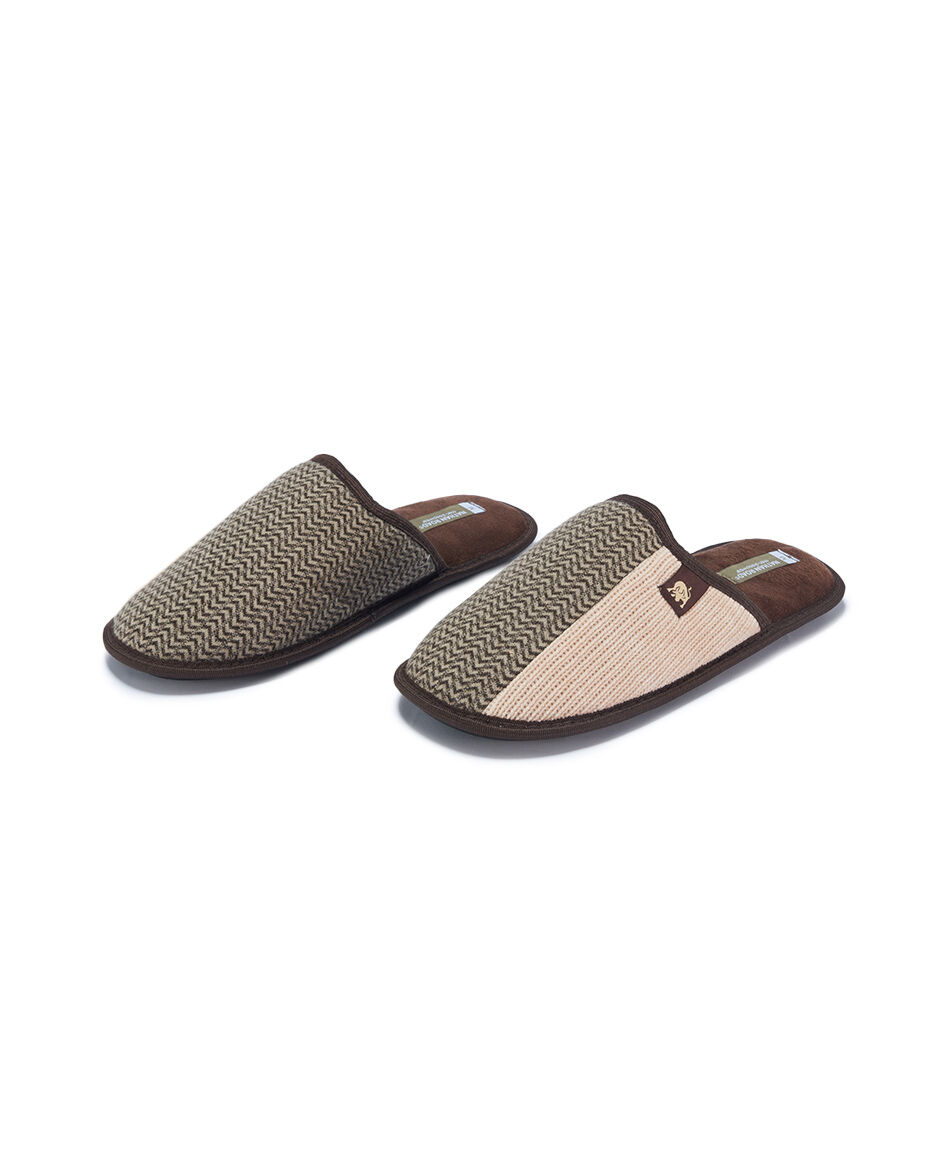 Pantufla hombre dise&ntilde;o medieval