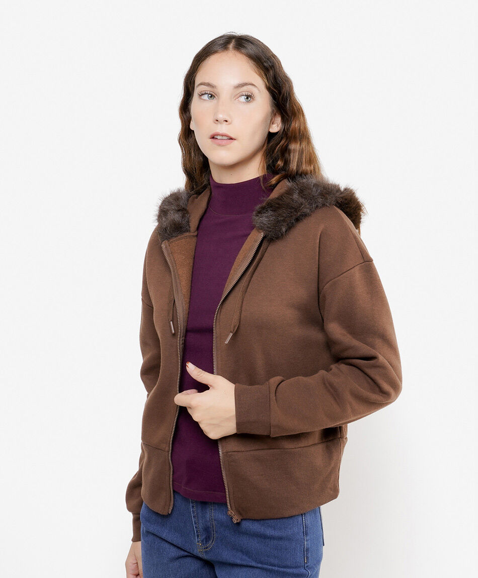 Buzo mujer cuello pelitos