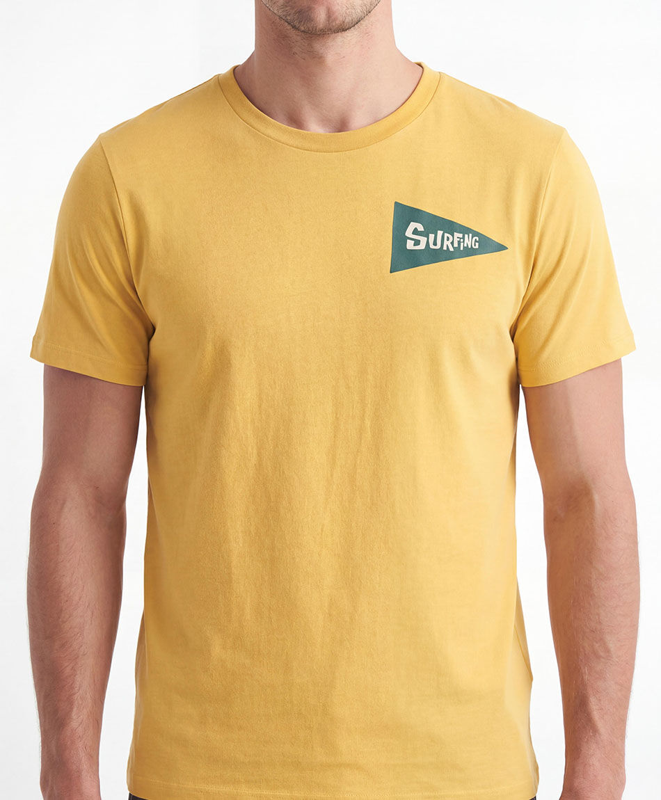 Remera hombre doble estampado figuras
