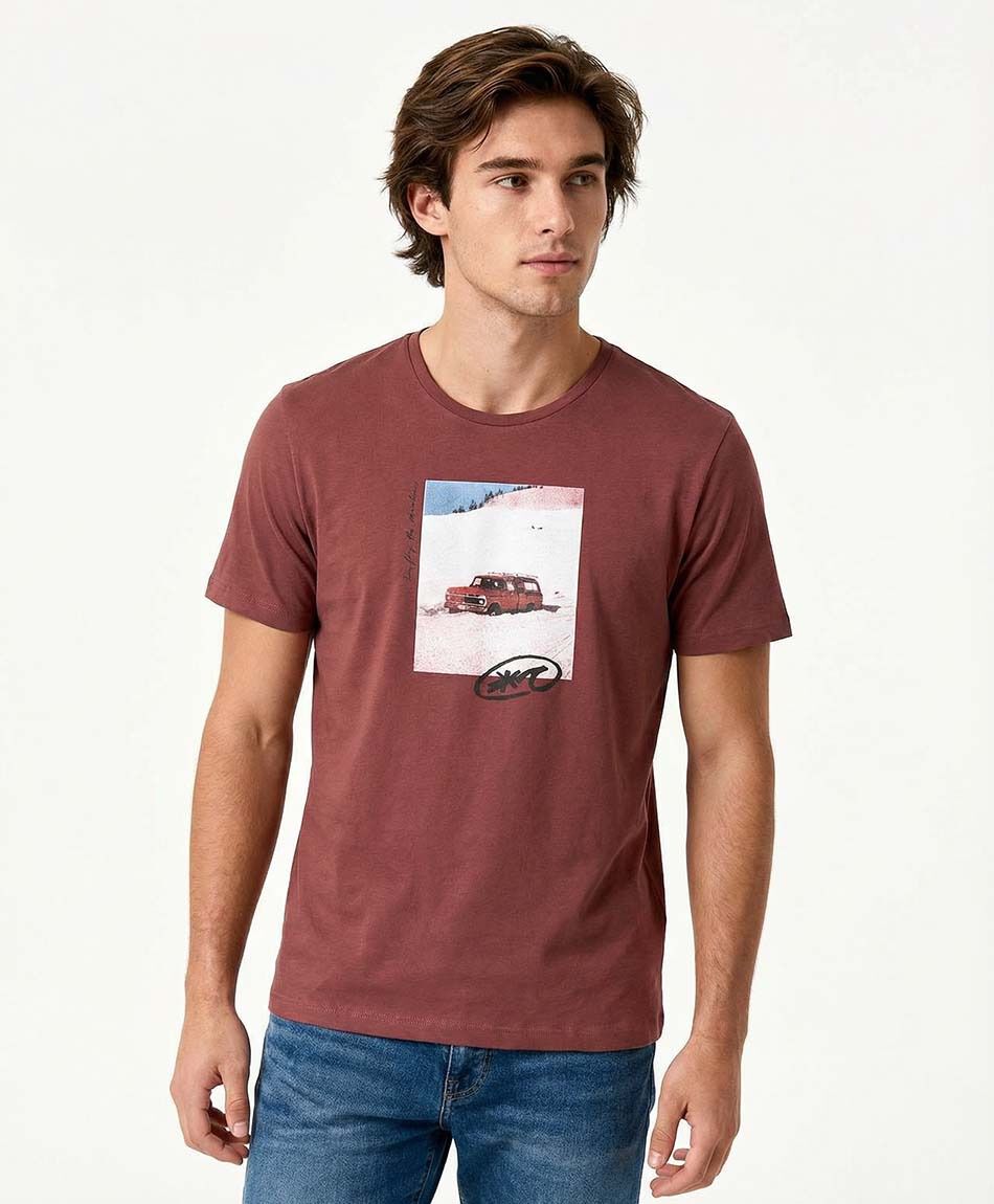 Remera hombre estampado auto