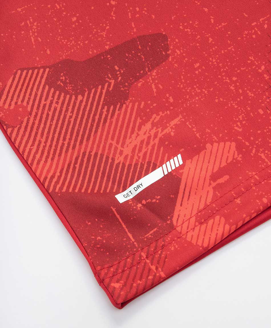 Remera deportiva hombre esencia roja