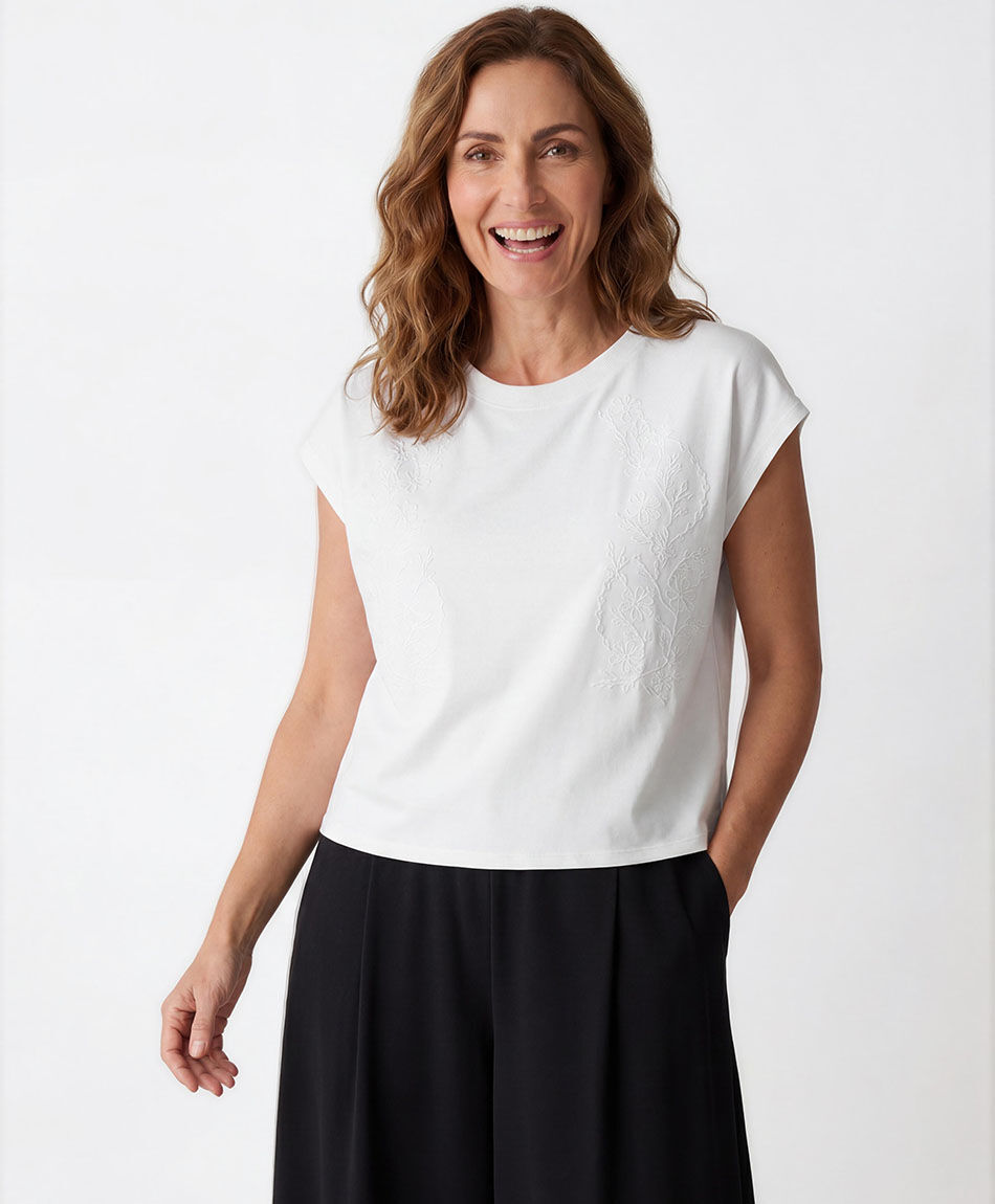 Remera mujer top bordado