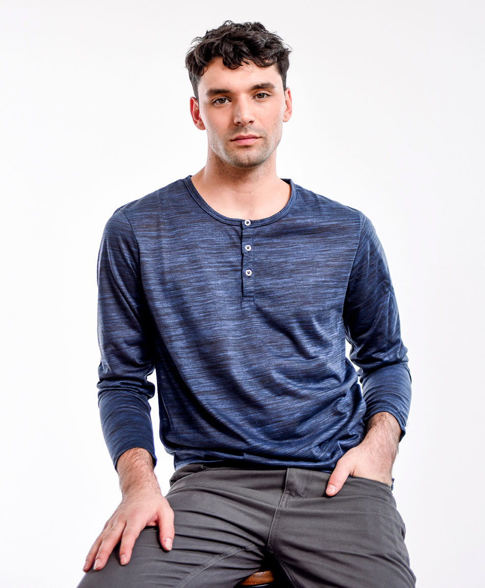 Remera hombre jaspeada botones azul
