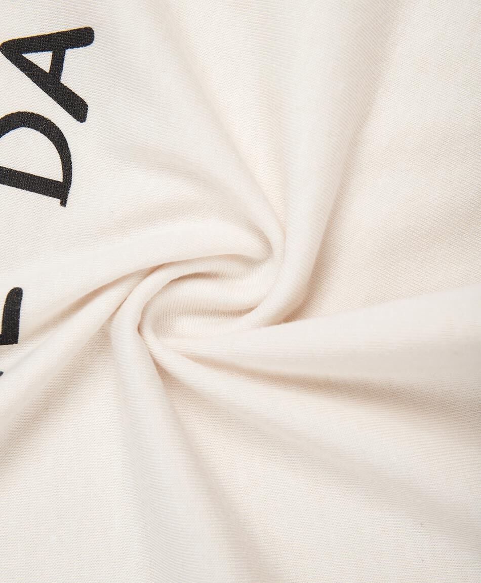 Remera ni&ntilde;a love day